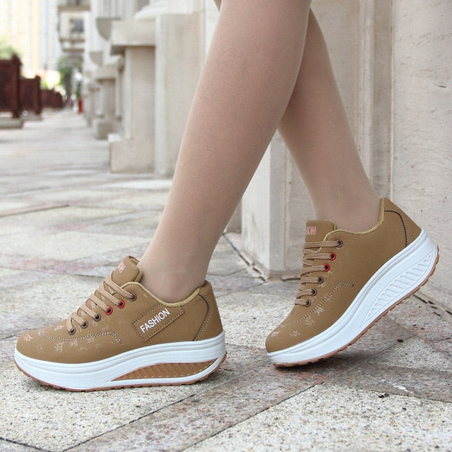 Women sneakers for Jogging